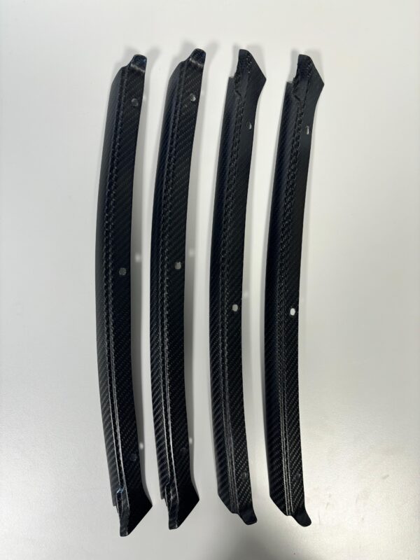 Audi 100 Typ 44 Vollcarbon C-Säulen-Verkleidung Set – Bild 2