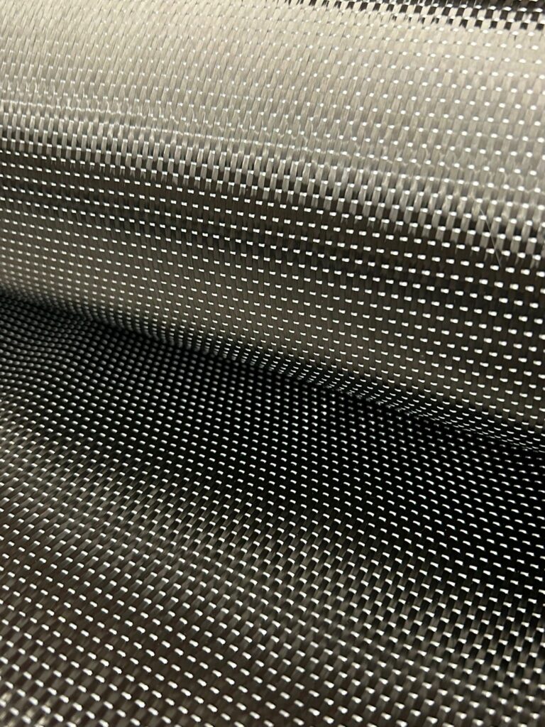 Carbonteile-Herstellung und Composites 7 (R5) UD 330g/m² auf Rolle - 13,8m²
