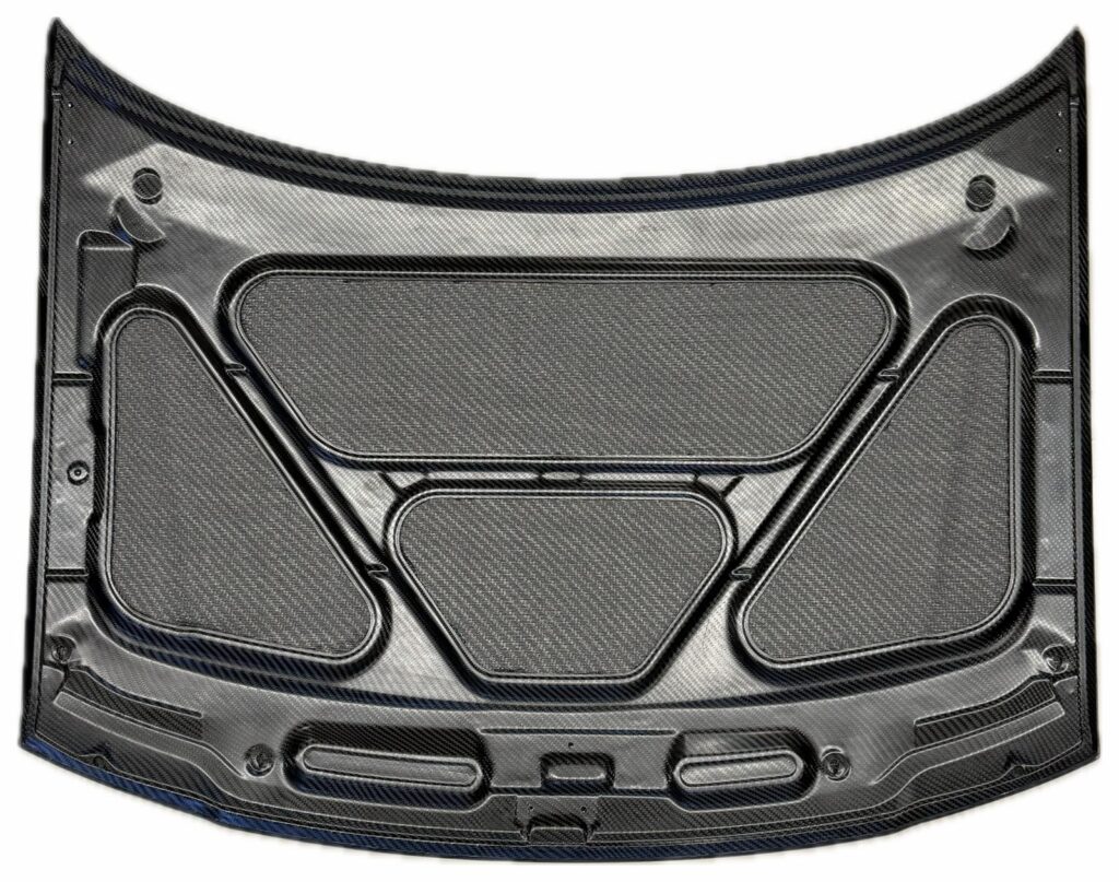 Carbonteile-Herstellung und Composites 6 Audi S3 8L Carbon Motorhaube